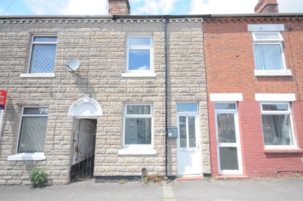 2 bed Mid Terraced House for rent in Stone. From Tinsley-Garner Independent Estate Agents - Stone