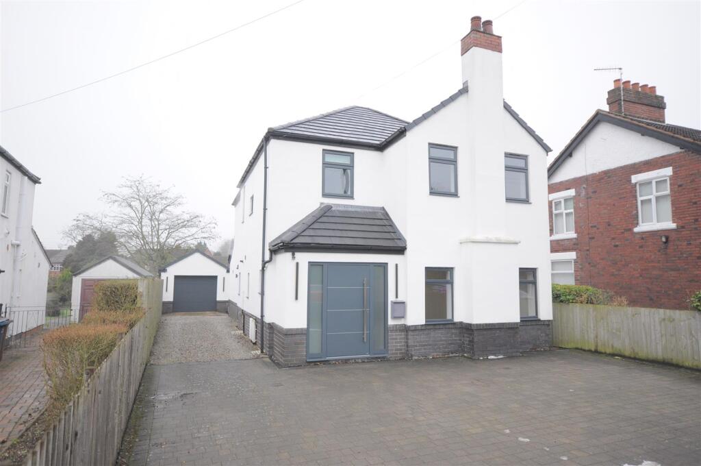 4 bed Detached for rent in Barlaston. From Tinsley-Garner Independent Estate Agents - Stone