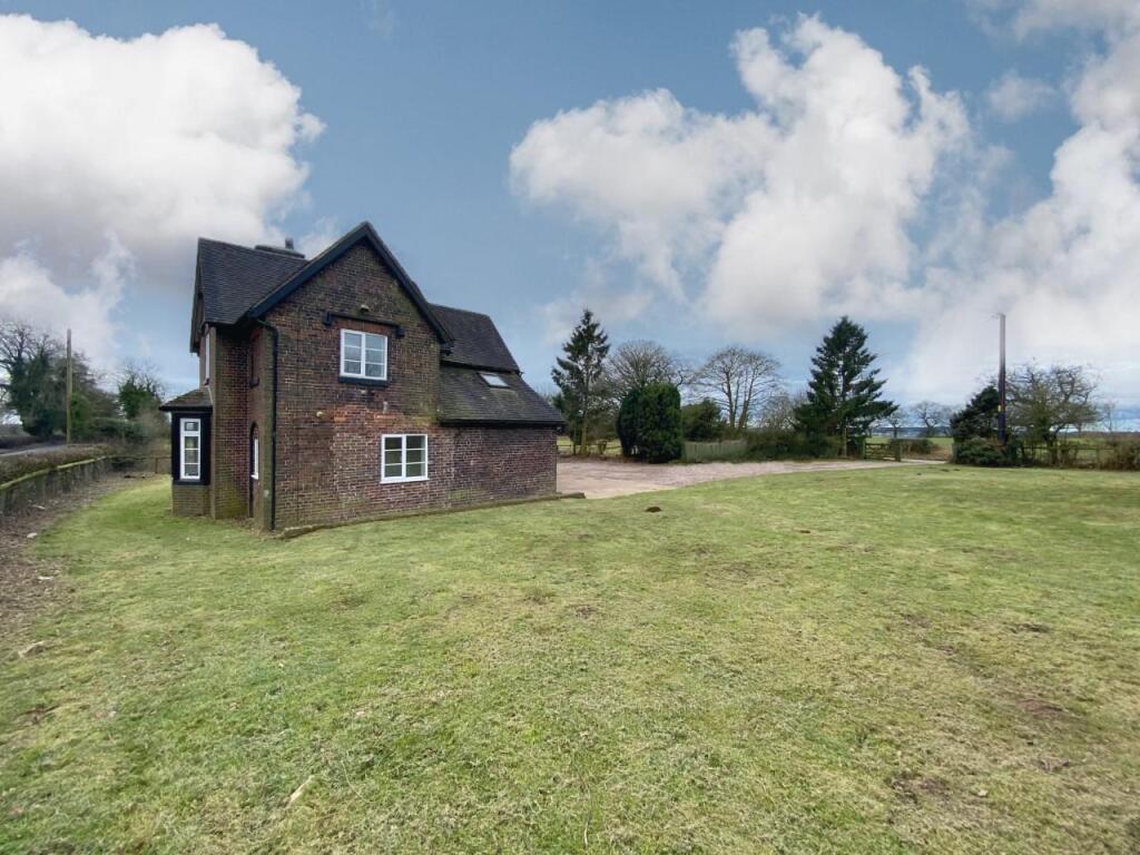 3 bed Detached for rent in Hanchurch. From Tinsley-Garner Independent Estate Agents - Stone