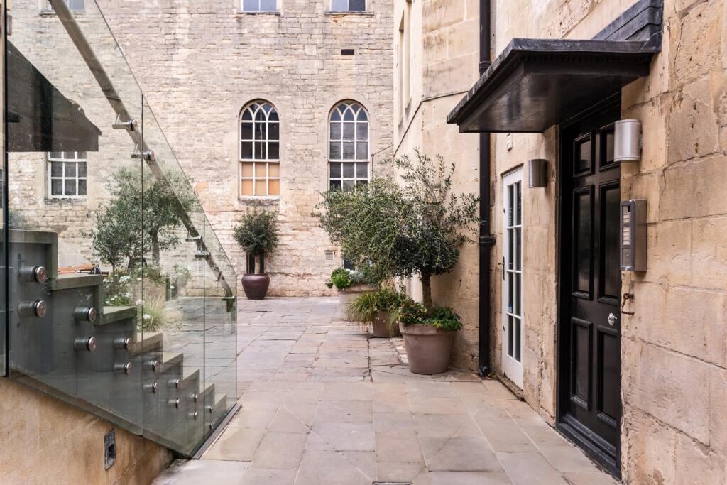 1 bed Apartment for rent in Bath. From Cobb Farr - Bath