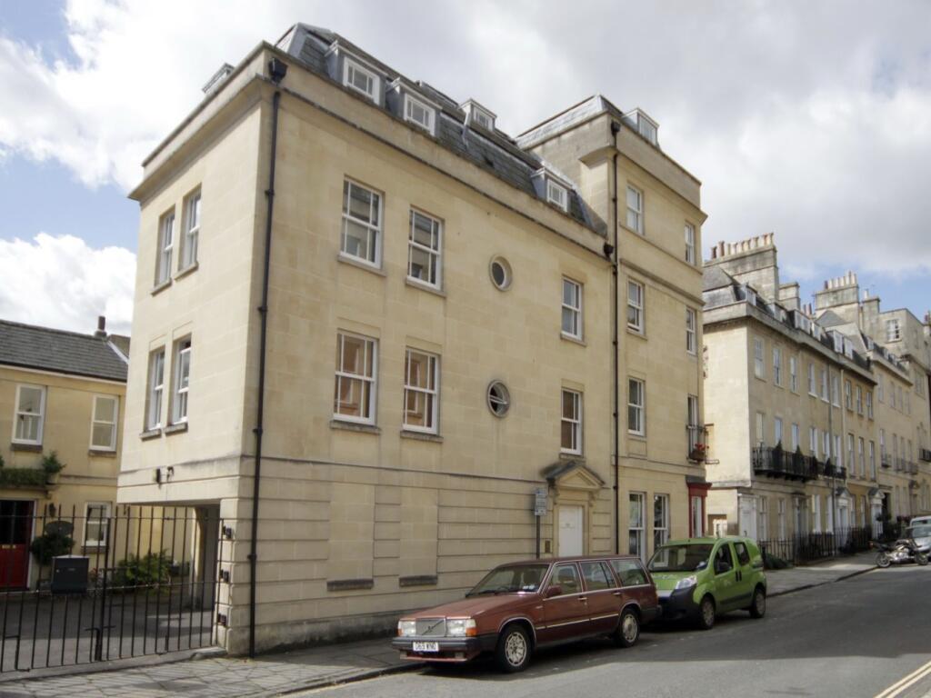 1 bed 1st Floor Flat for rent in Upper Swainswick. From Cobb Farr - Bath