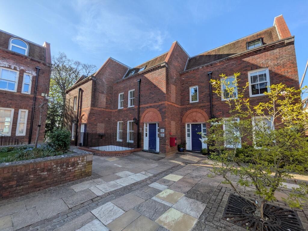 2 bed 1st Floor Flat for rent in Aylesbury. From Connells - Aylesbury