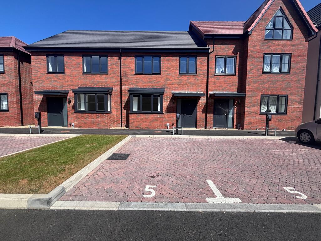 3 bed Mid Terraced House for rent in . From Connells - Aylesbury