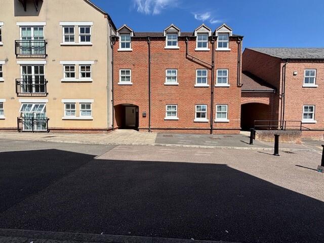 2 bed Apartment for rent in Stone. From Connells - Aylesbury