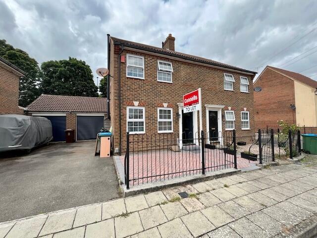 3 bed Semi Detached for rent in Stone. From Connells - Aylesbury 3 bed Semi Detached for rent in Stone. From Connells - Aylesbury