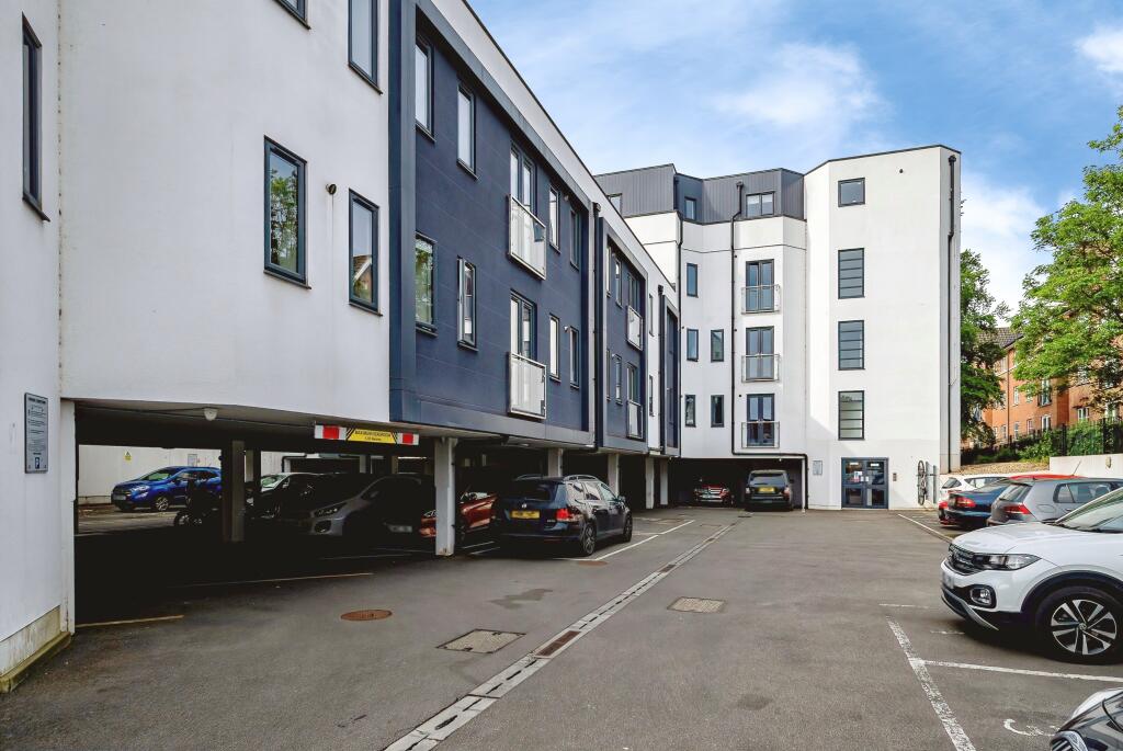 2 bed Apartment for rent in Aylesbury. From Connells - Aylesbury