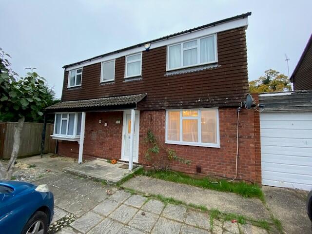 5 bed Detached for rent in Aylesbury. From Connells - Aylesbury