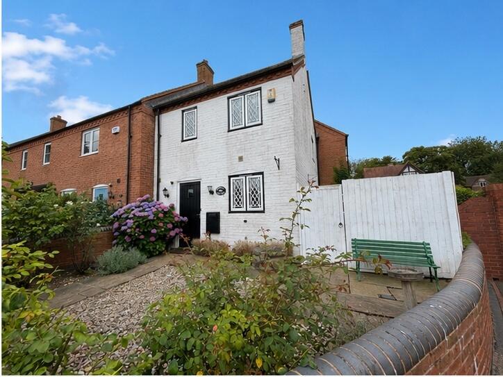2 bed Cottage for rent in Lichfield. From Connells - Lichfield 2 bed Cottage for rent in Lichfield. From Connells - Lichfield