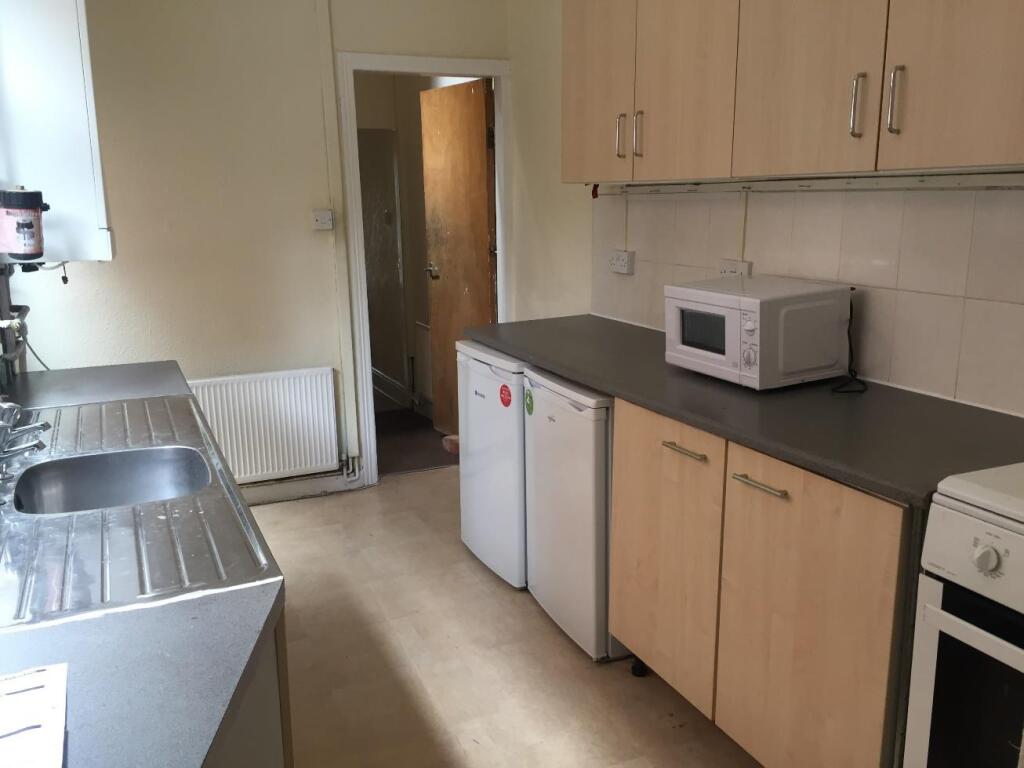 4 bed Mid Terraced House for rent in Birmingham. From Direct Housing - Birmingham