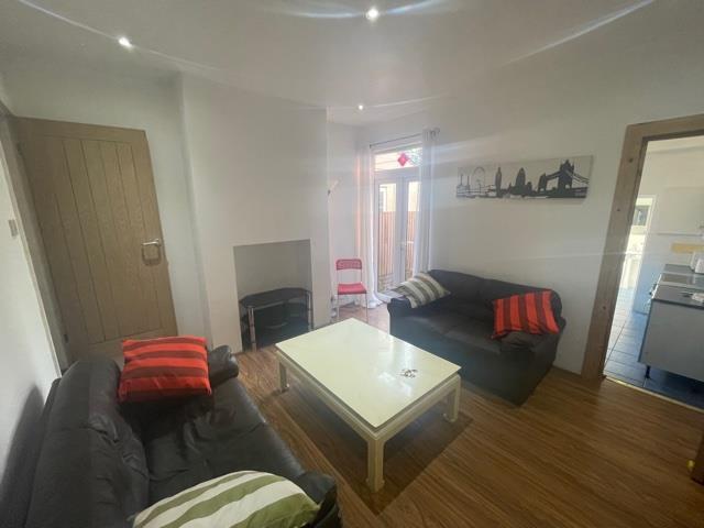 5 bed Semi Detached for rent in Birmingham. From Direct Housing - Birmingham