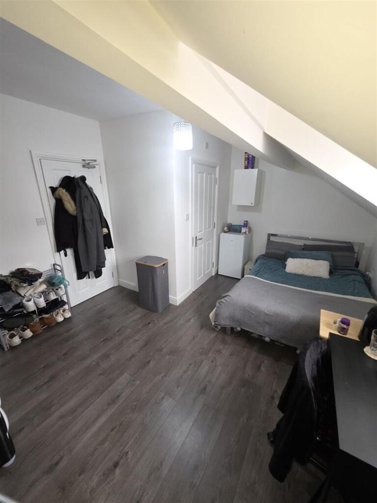 4 bed Semi Detached for rent in Birmingham. From Direct Housing - Birmingham