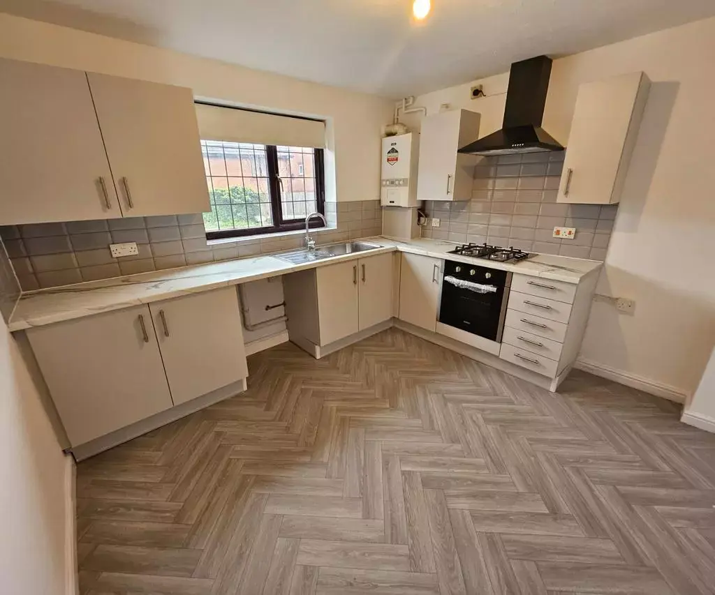 2 bed End of Terrace for rent in Tipton. From Direct Housing - Birmingham