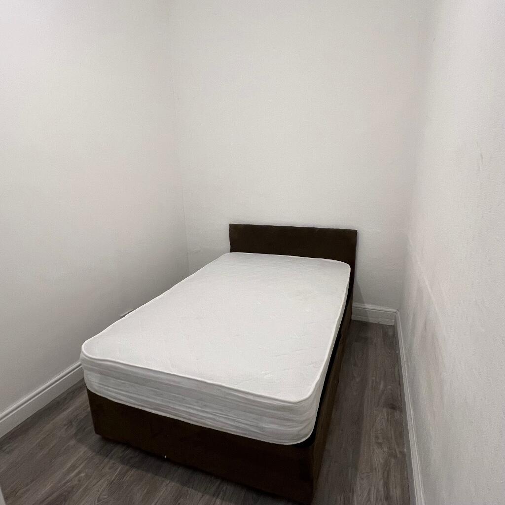 0 bed Studio for rent in Widnes. From Fastmove Lettings - Warrington