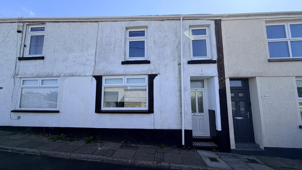 3 bed Mid Terraced House for rent in Tredegar. From First 4 Rentals - Treharris