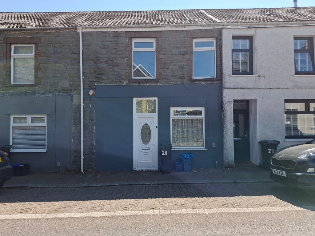 4 bed Mid Terraced House for rent in Treharris. From First 4 Rentals - Treharris