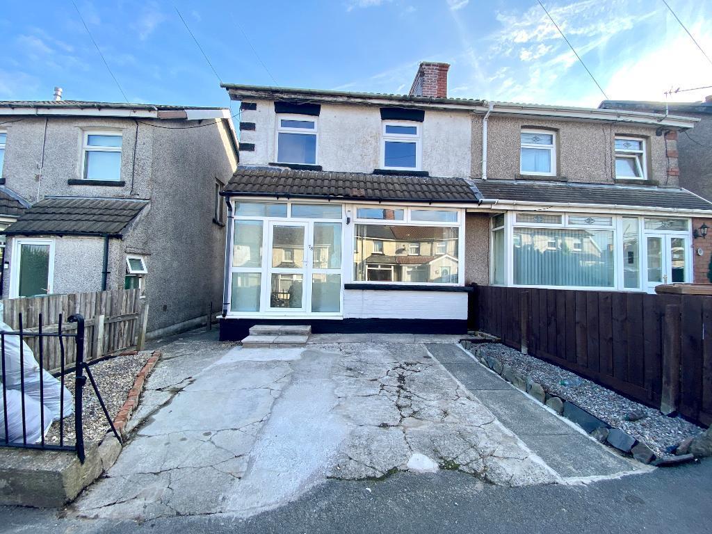 3 bed Semi Detached for rent in Tir-y-berth. From First 4 Rentals - Treharris 3 bed Semi Detached for rent in Tir-y-berth. From First 4 Rentals - Treharris