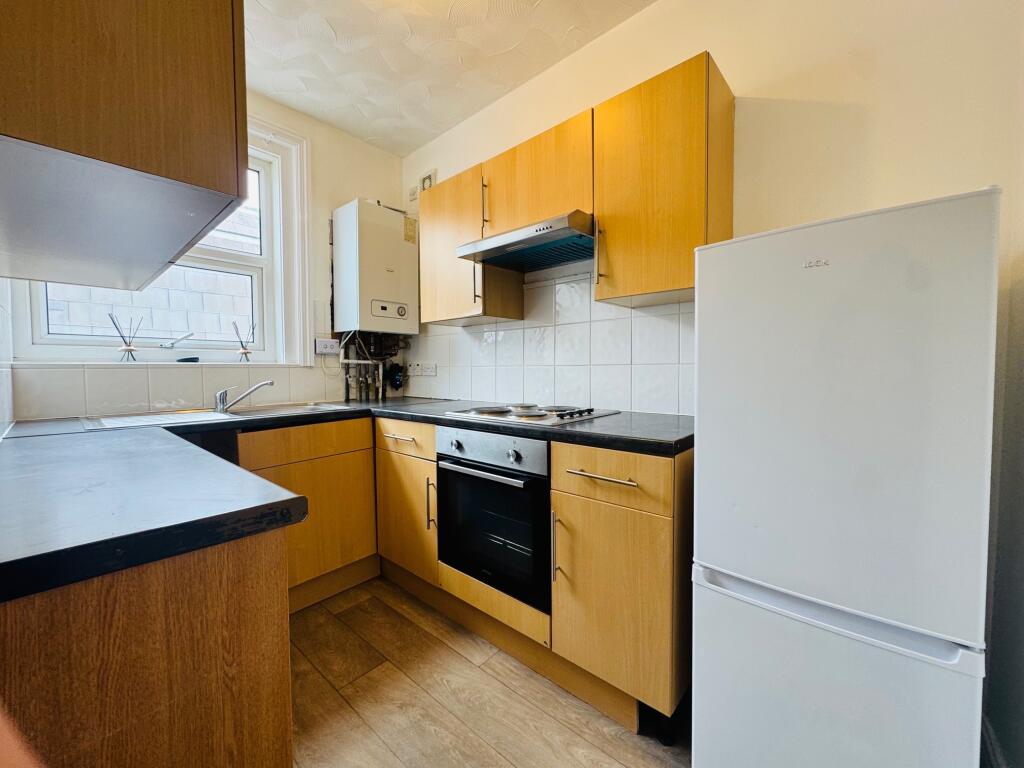 1 bed 1st Floor Flat for rent in Portsmouth. From Fox & Sons - Portsmouth