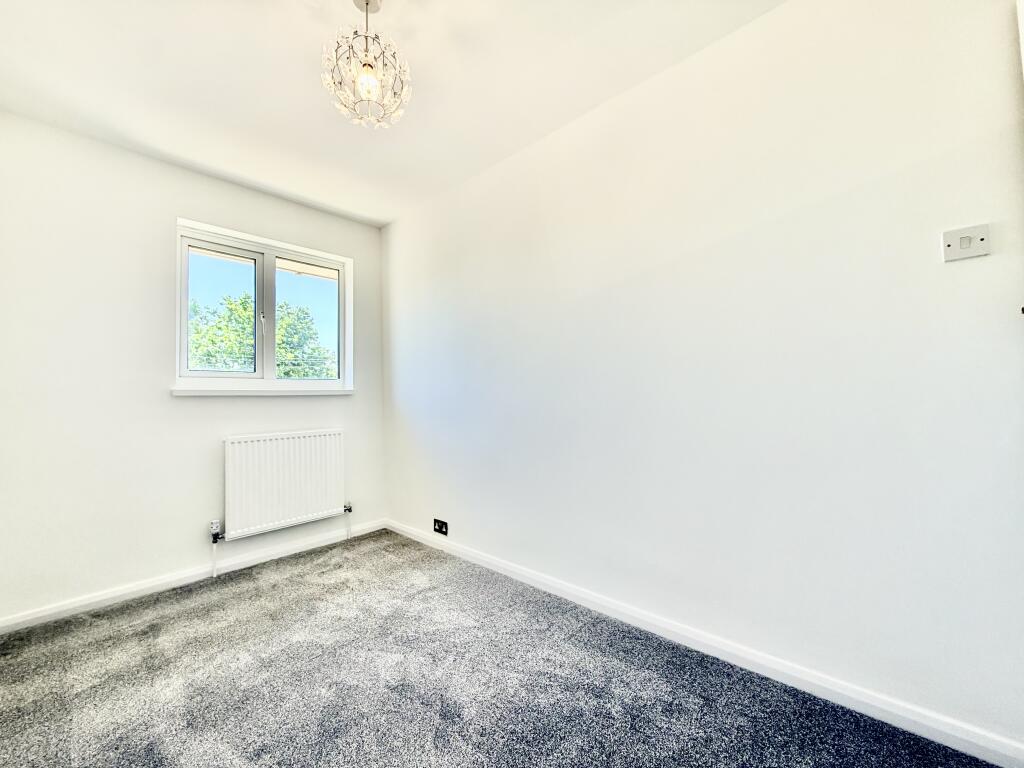 3 bed Mid Terraced House for rent in Havant. From Fox & Sons - Portsmouth