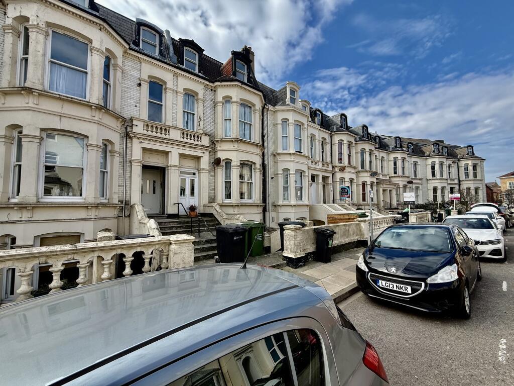 1 bed 1st Floor Flat for rent in Portsmouth. From Fox & Sons - Portsmouth