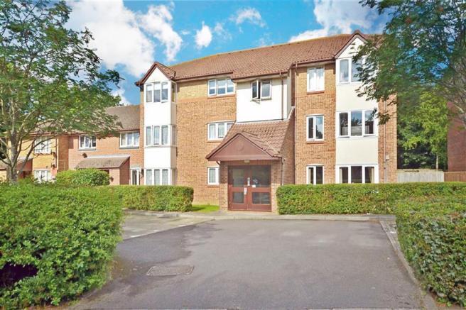 2 bed Apartment for rent in Furzeley Corner. From Fox & Sons - Portsmouth