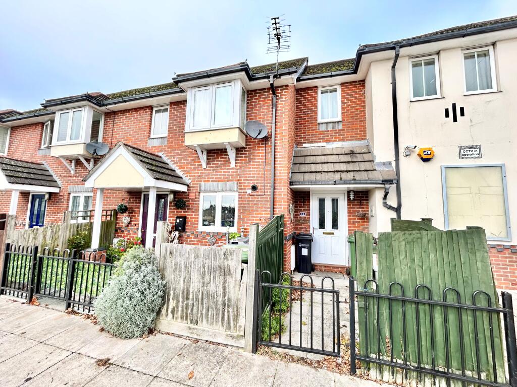 2 bed Apartment for rent in Southwick. From Fox & Sons - Portsmouth 2 bed Apartment for rent in Southwick. From Fox & Sons - Portsmouth