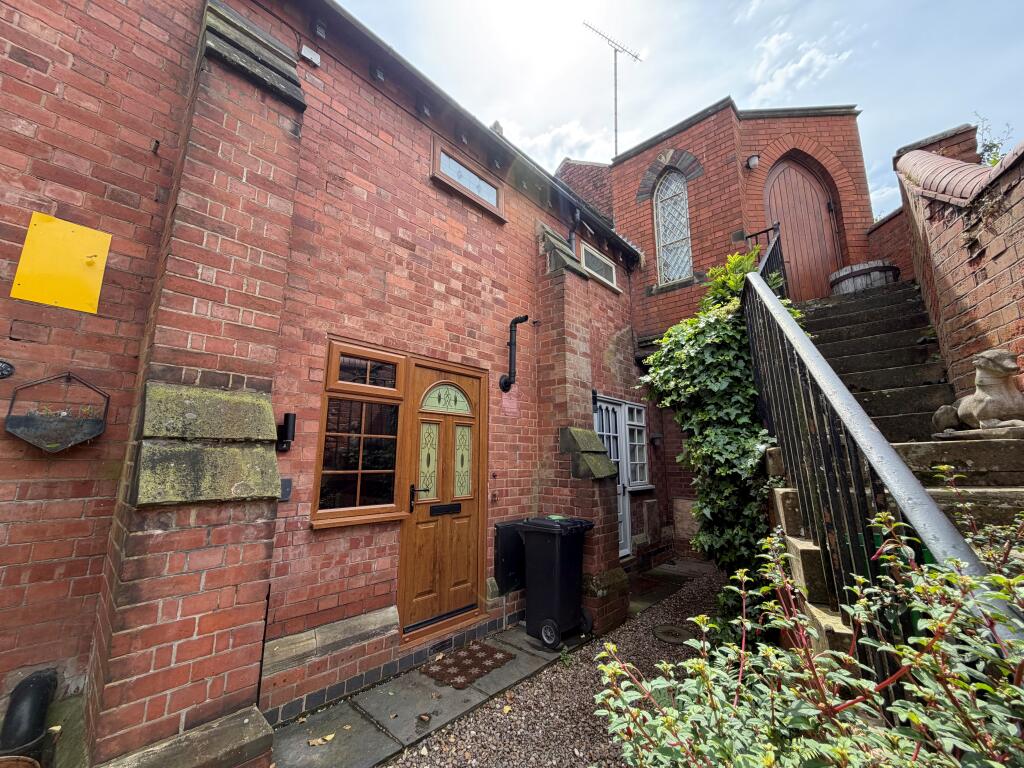 2 bed Mid Terraced House for rent in King's Newton. From Frank Innes Lettings - Ashby de la Zouch