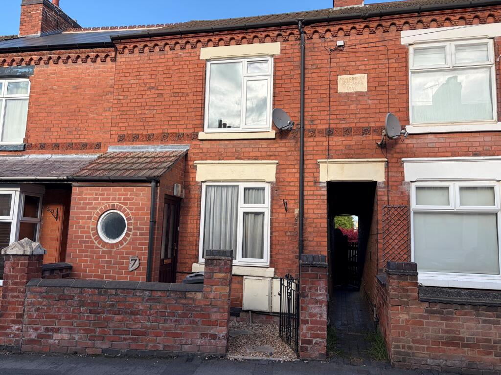3 bed Mid Terraced House for rent in Coalville. From Frank Innes Lettings - Ashby de la Zouch 3 bed Mid Terraced House for rent in Coalville. From Frank Innes Lettings - Ashby de la Zouch