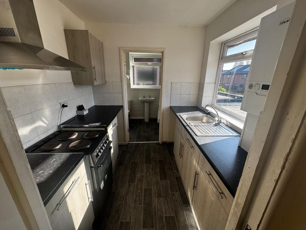 2 bed 1st Floor Flat for rent in Ecclesfield. From Frank Innes - Chesterfield