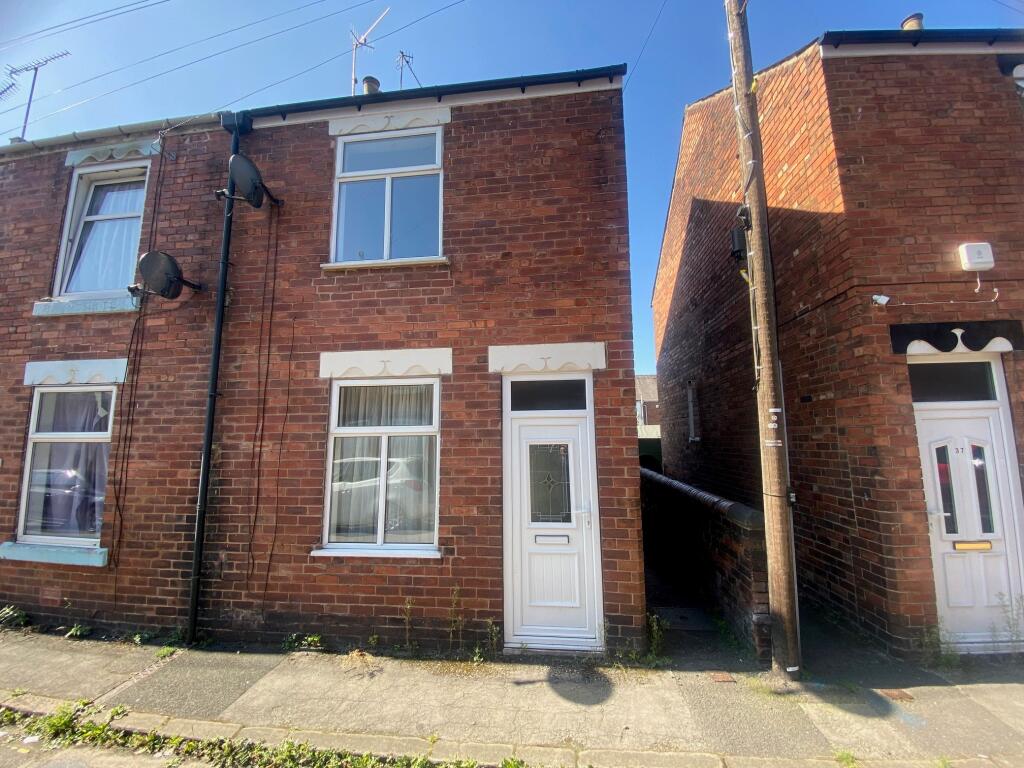 2 bed Semi Detached for rent in Chesterfield. From Frank Innes - Chesterfield 2 bed Semi Detached for rent in Chesterfield. From Frank Innes - Chesterfield