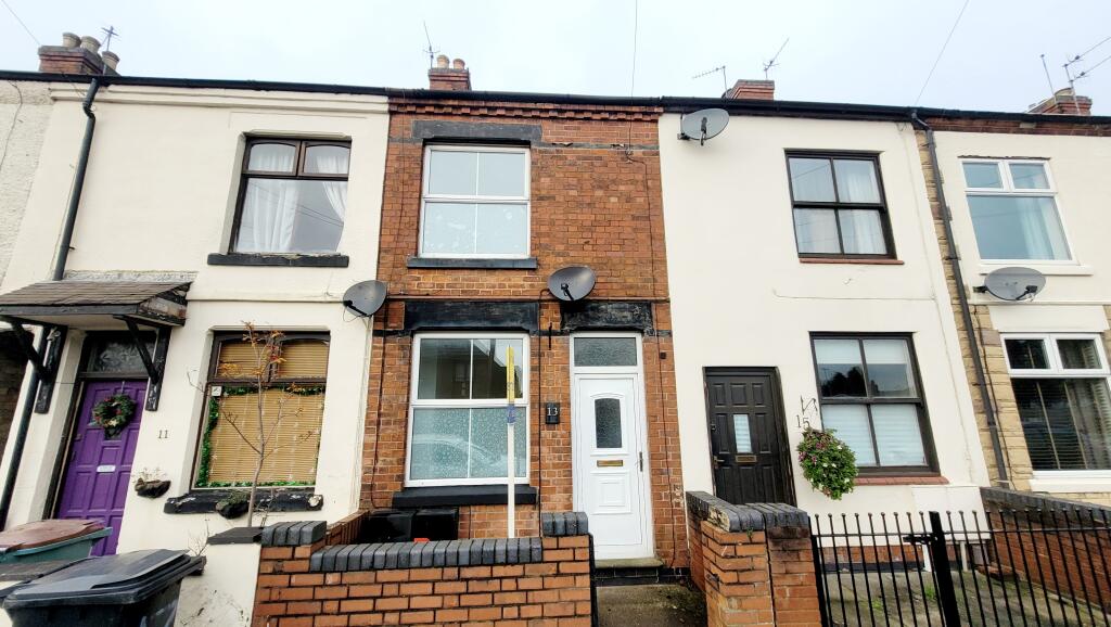 3 bed Mid Terraced House for rent in Coalville. From Frank Innes Lettings - Coalville