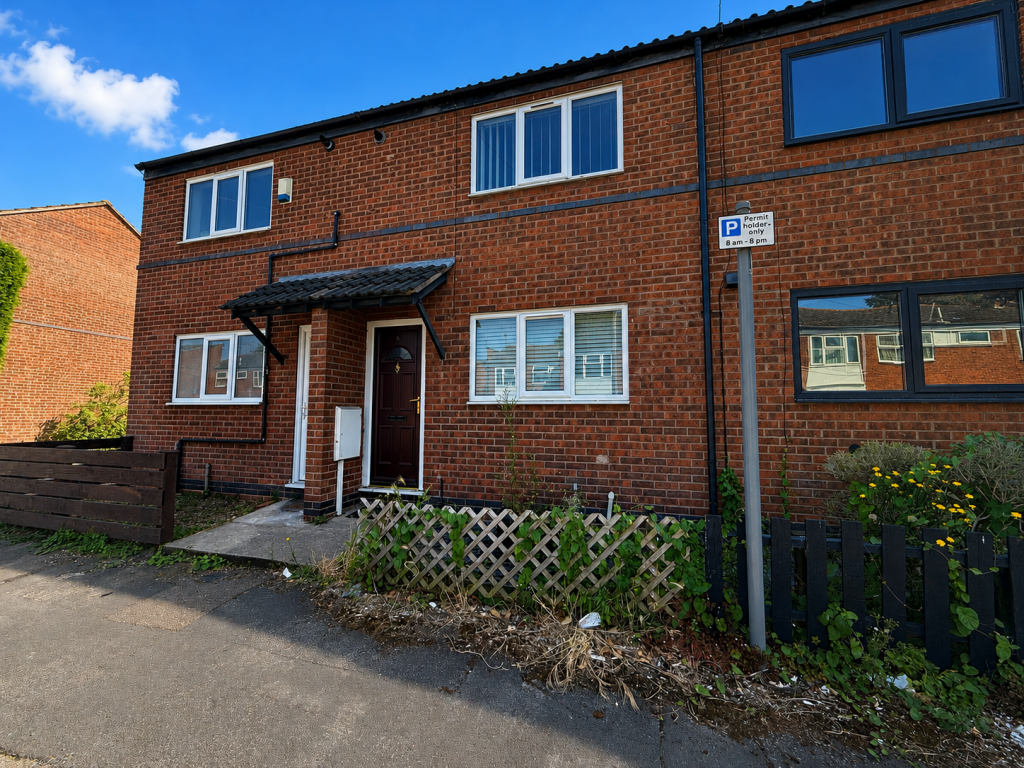 2 bed Town House for rent in Nottingham. From Frank Innes - Long Eaton