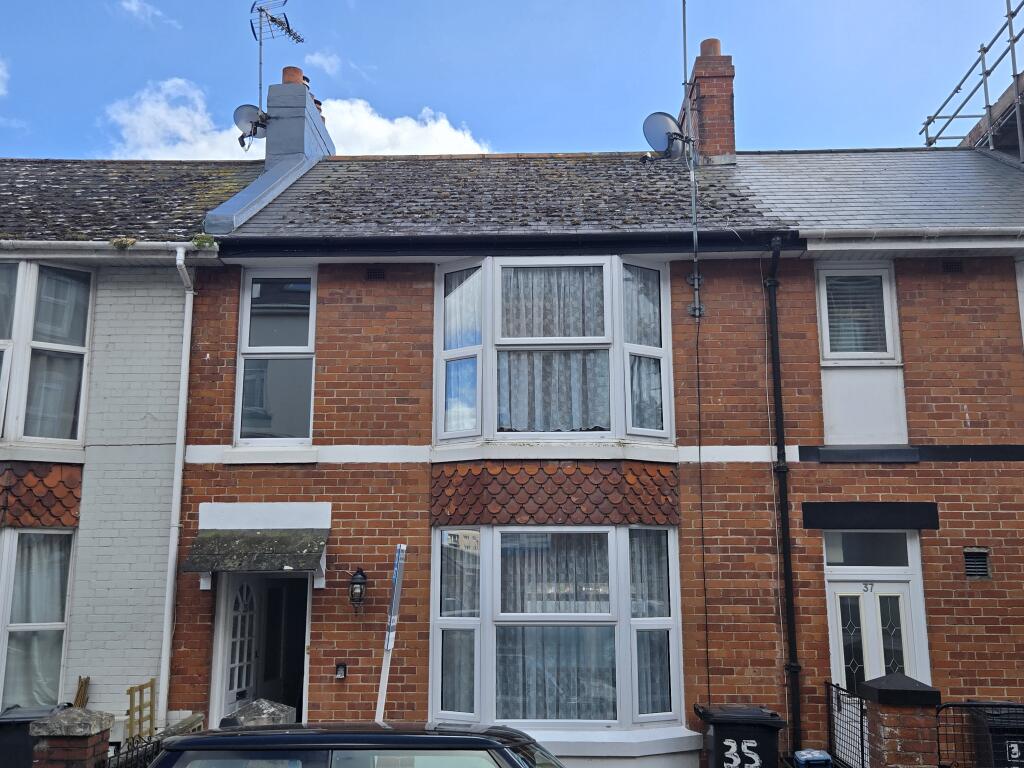 3 bed Mid Terraced House for rent in Teignmouth. From Fulfords - Dawlish