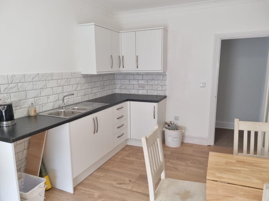 2 bed 1st Floor Flat for rent in Dawlish. From Fulfords - Dawlish