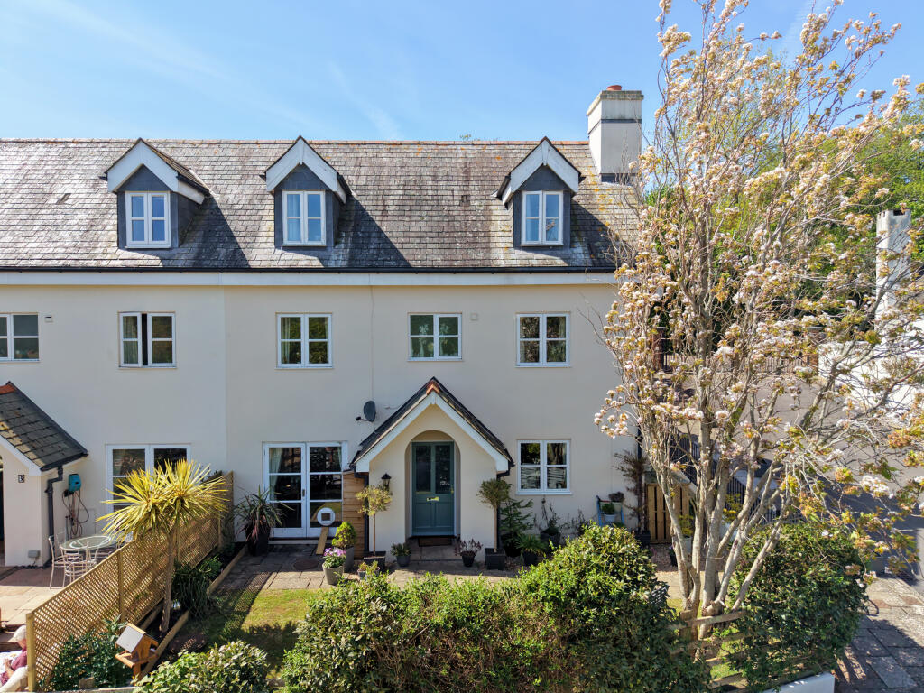 5 bed Detached for rent in Dawlish. From Fulfords - Dawlish 5 bed Detached for rent in Dawlish. From Fulfords - Dawlish