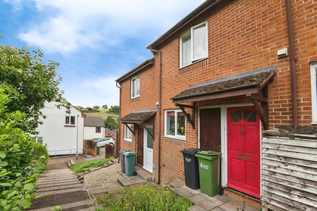 2 bed Mid Terraced House for rent in Nadderwater. From Fulfords - Exeter (City Centre)