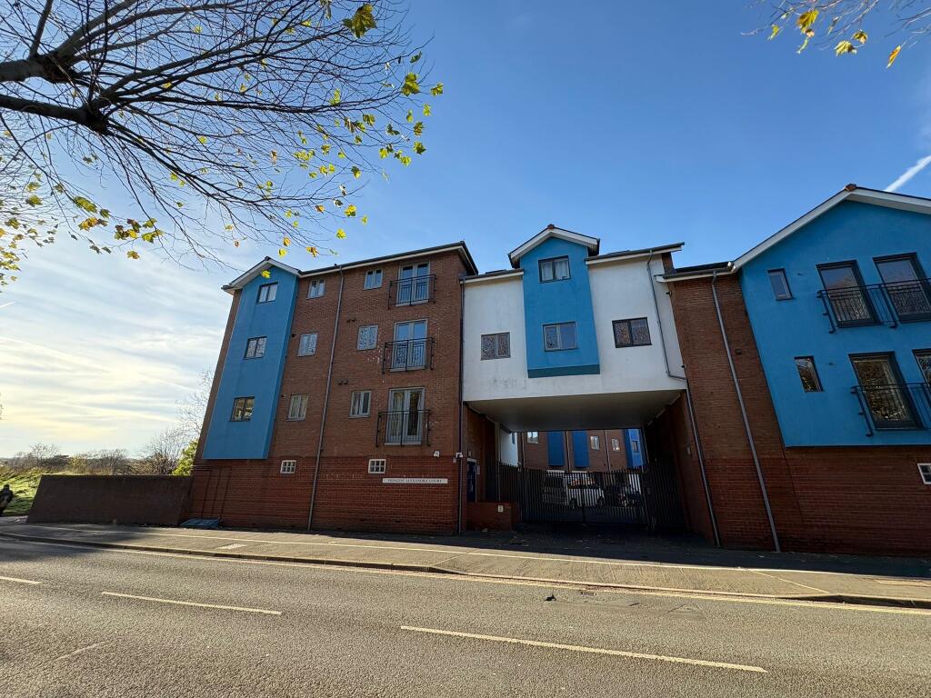 2 bed Apartment for rent in Exeter. From Fulfords - Exeter (City Centre)