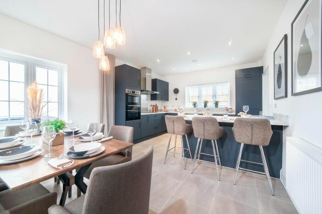 4 bed Town House for rent in . From Fulfords - Exeter (City Centre) 4 bed Town House for rent in . From Fulfords - Exeter (City Centre)