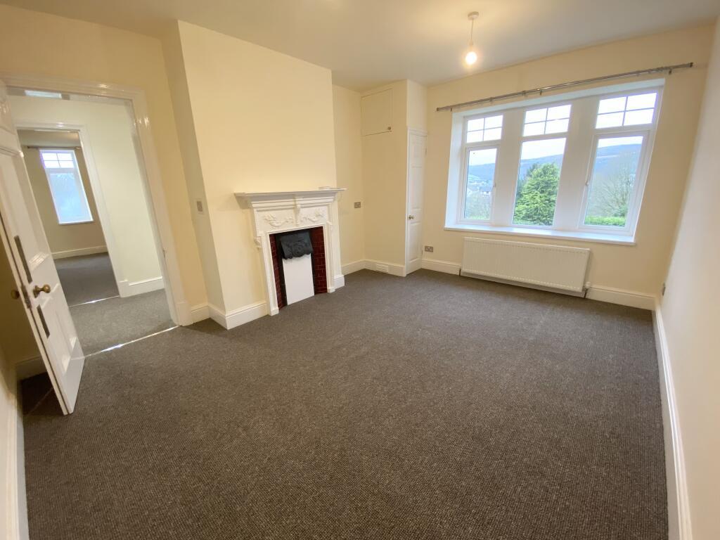 2 bed 1st Floor Flat for rent in Okehampton. From Stevens Estate Agents - Okehampton