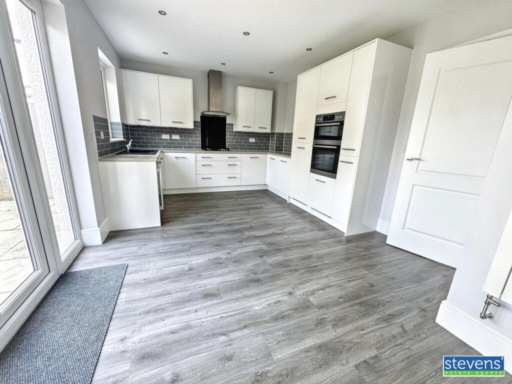 3 bed Semi Detached for rent in Okehampton. From Stevens Estate Agents - Okehampton