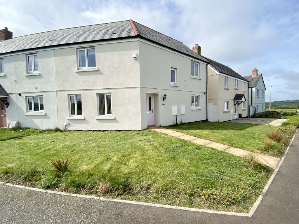 4 bed Semi Detached for rent in North Tawton. From Stevens Estate Agents - Okehampton