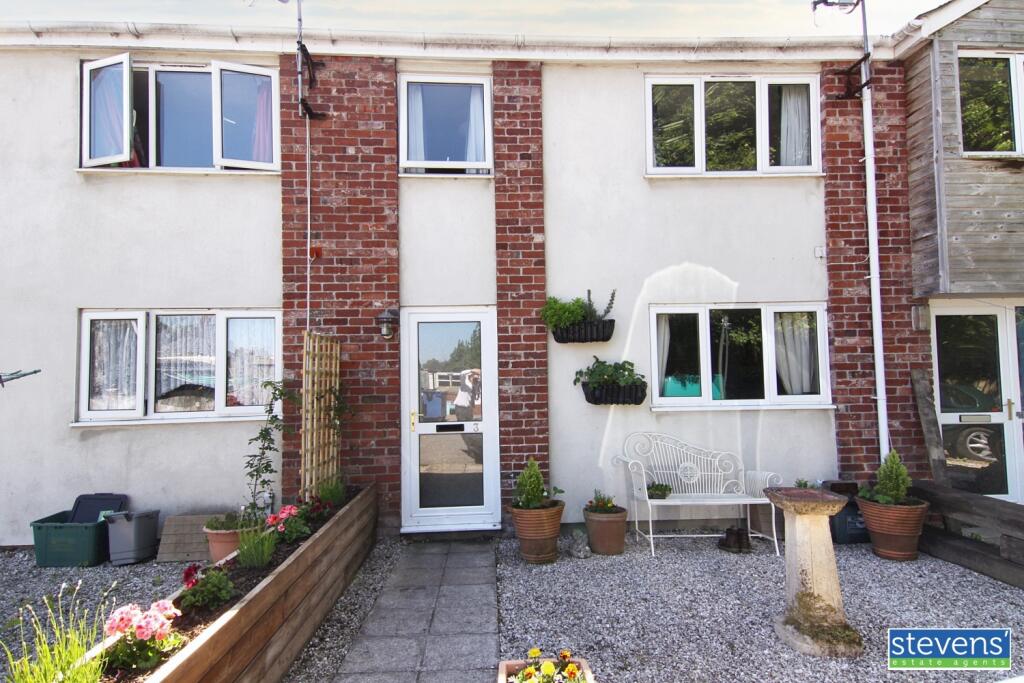 2 bed Mid Terraced House for rent in Okehampton. From Stevens Estate Agents - Okehampton