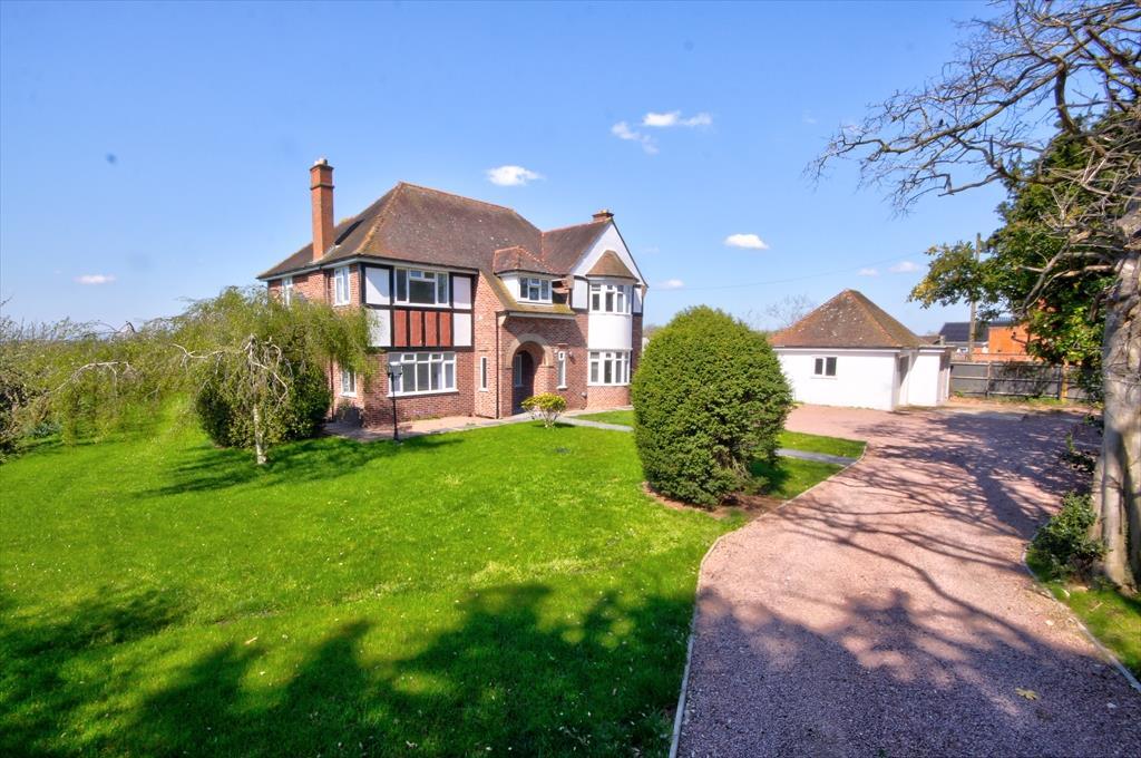 5 bed Detached for rent in Evesham. From Leggett & James - Evesham 5 bed Detached for rent in Evesham. From Leggett & James - Evesham