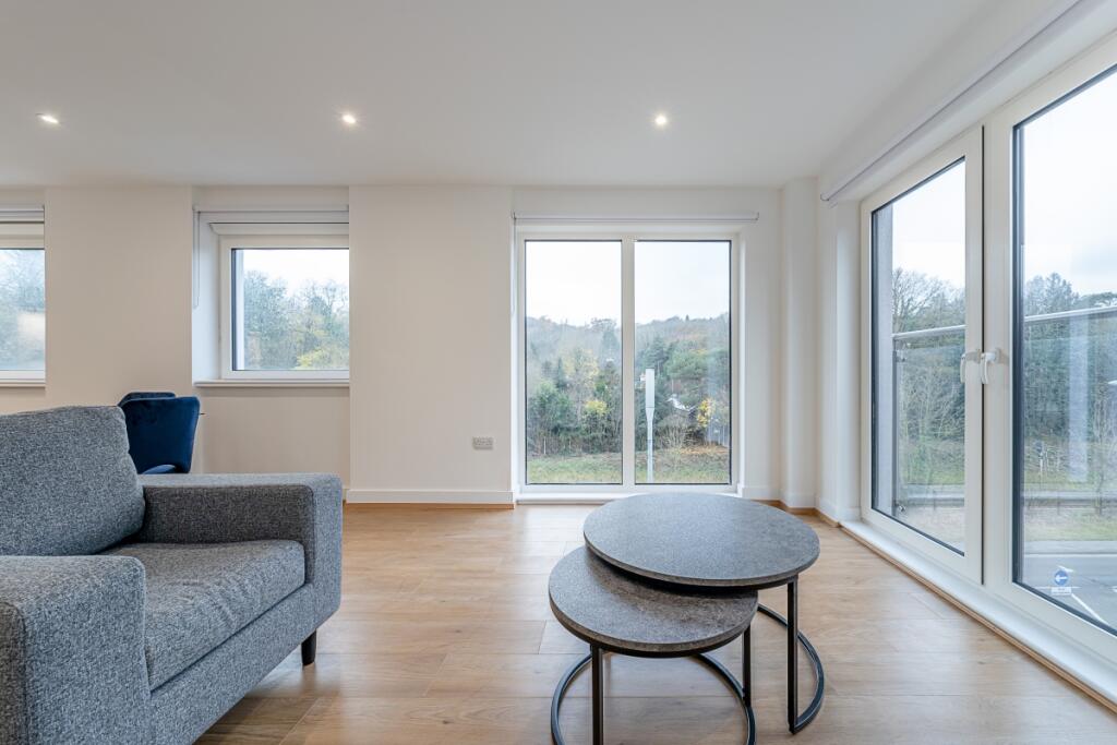 2 bed Apartment for rent in Whyteleafe. From Hamptons Lettings - Caterham