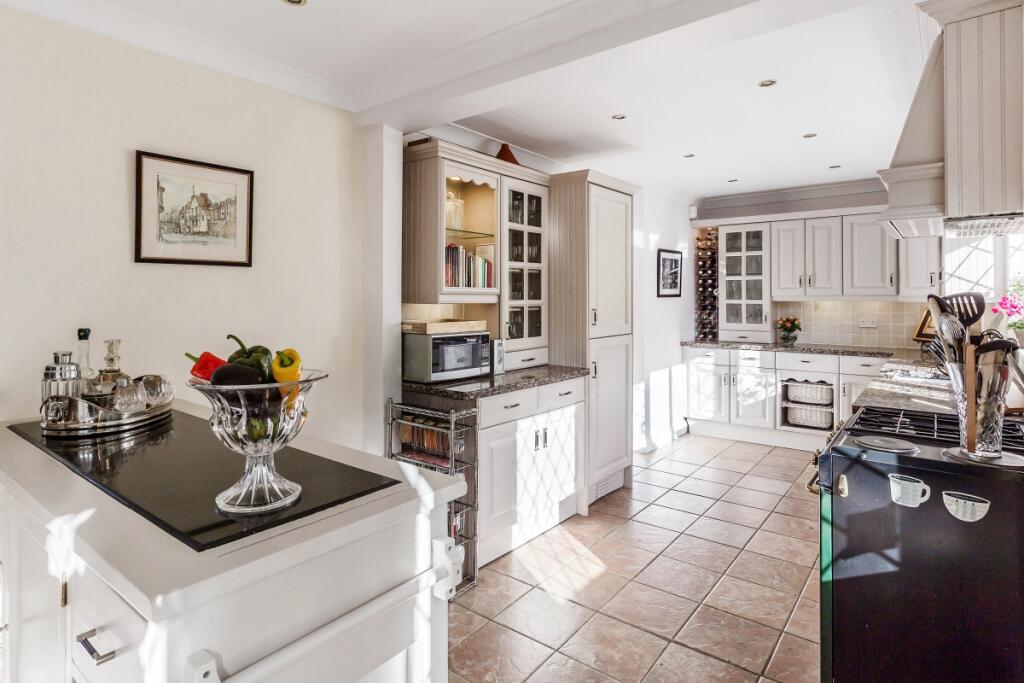 5 bed Detached for rent in Caterham. From Hamptons Lettings - Caterham