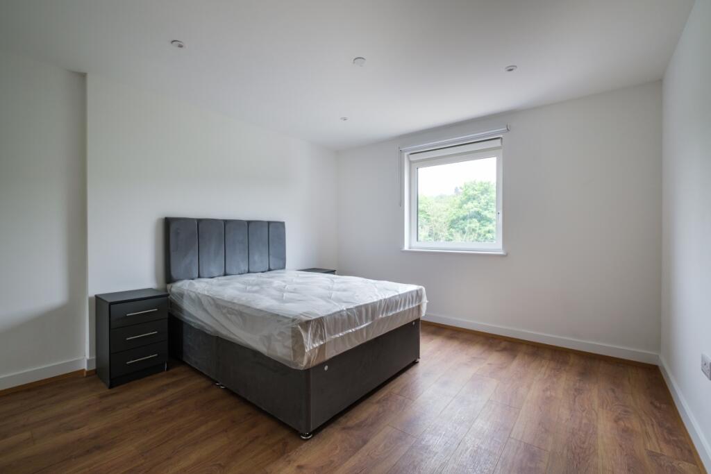 1 bed 1st Floor Flat for rent in Whyteleafe. From Hamptons Lettings - Caterham 1 bed 1st Floor Flat for rent in Whyteleafe. From Hamptons Lettings - Caterham