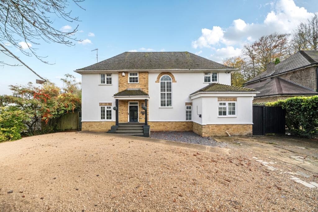 5 bed Detached for rent in Caterham. From Hamptons Lettings - Caterham