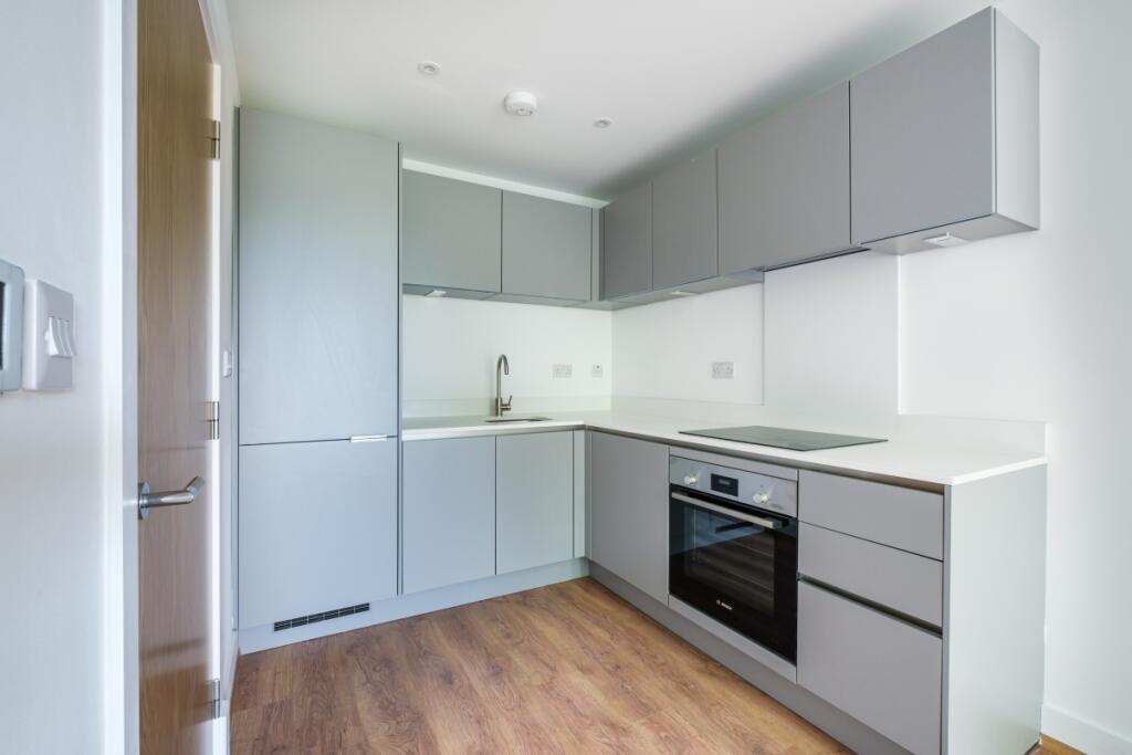 1 bed Apartment for rent in Whyteleafe. From Hamptons Lettings - Caterham