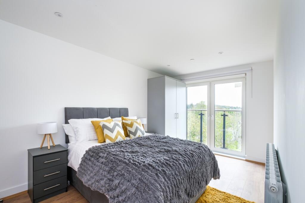 2 bed Apartment for rent in Whyteleafe. From Hamptons Lettings - Caterham