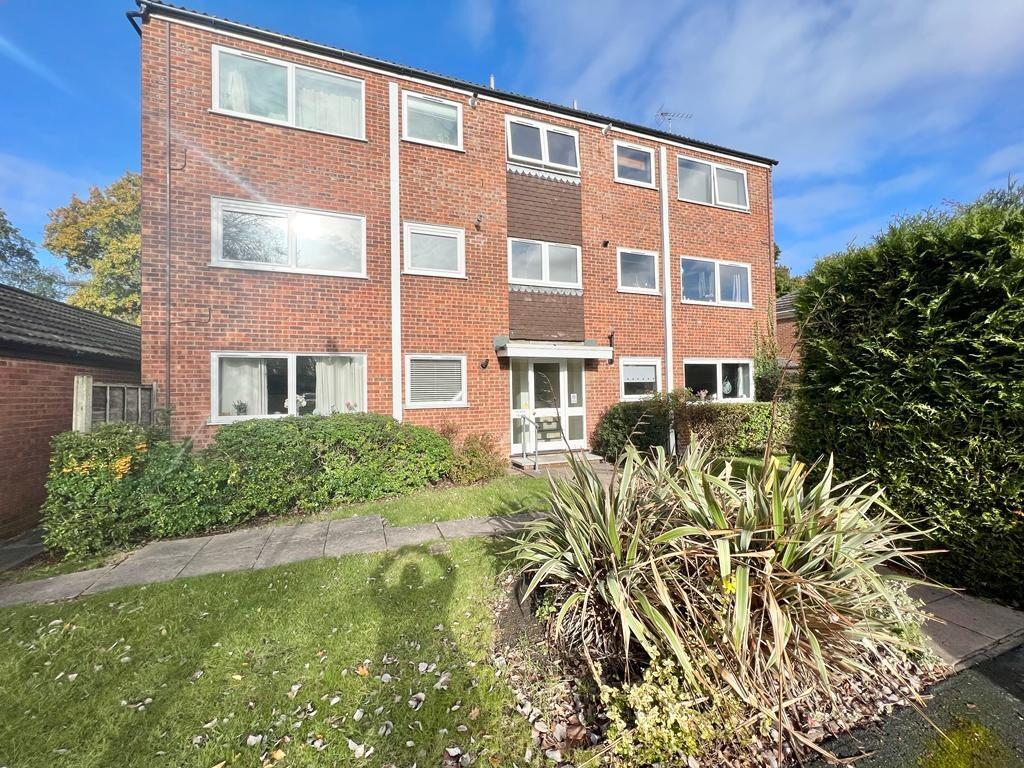 2 bed Apartment for rent in Frimley. From Hamiltons Property Services - Frimley Green