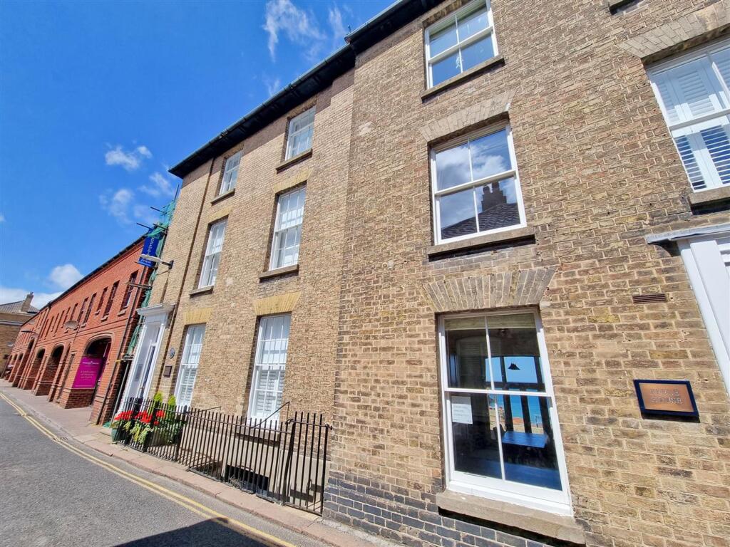 2 bed Annexe for rent in Cromer. From Henleys - Cromer 2 bed Annexe for rent in Cromer. From Henleys - Cromer
